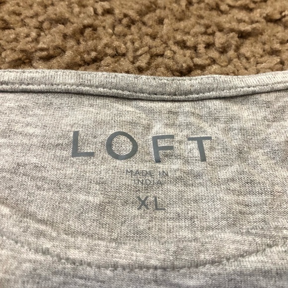 LOFT Bell Sleeve 3/4 Sleeve Gray Shirt, Size XL - Picture 5 of 6